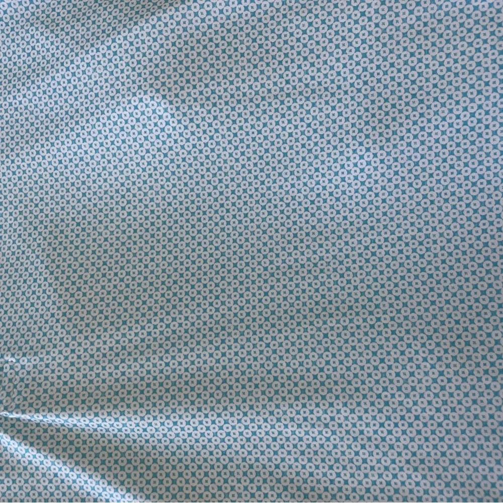Men’s Johnnie-O performance polo - Picture 2 of 4